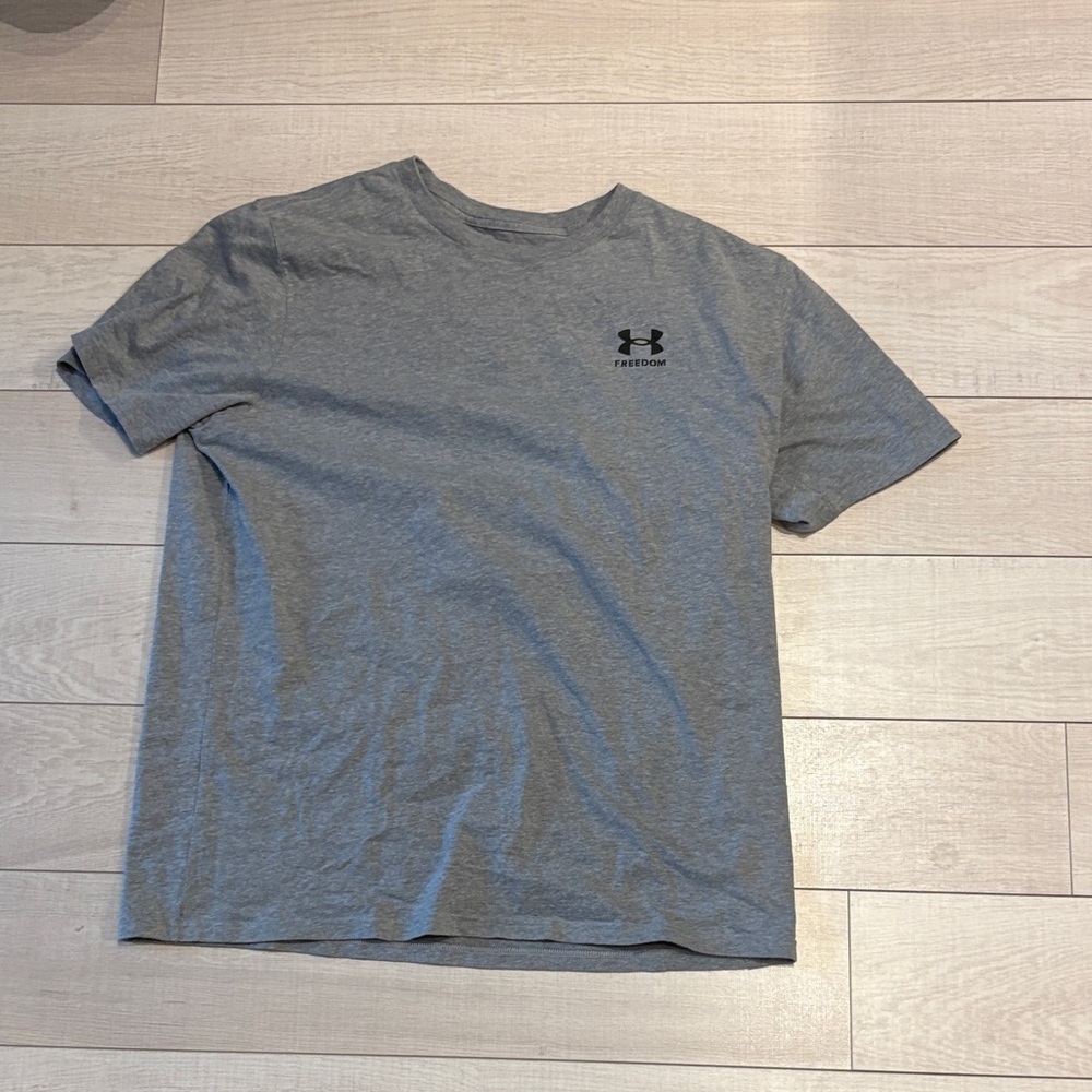 Under Armour Men's Heather Gray Tee freedom t shirt